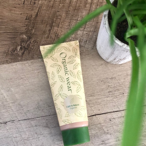 physicians formula organic wear tinted moisturizer